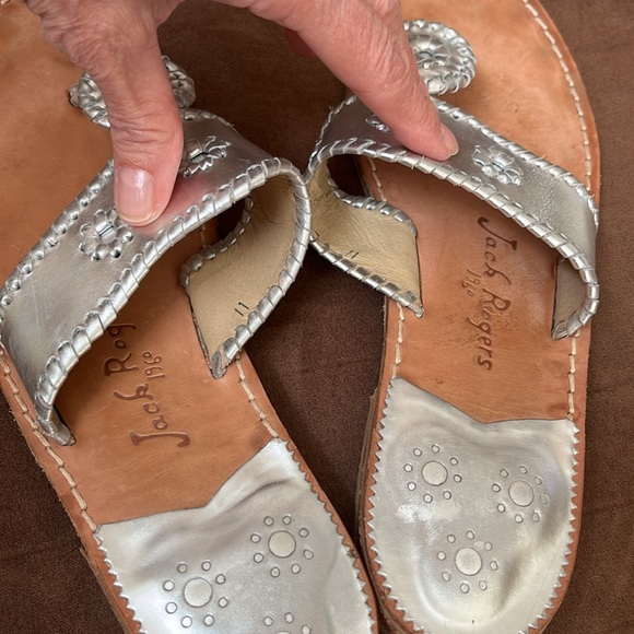 JACK ROGERS silver sandals - Picture 4 of 5